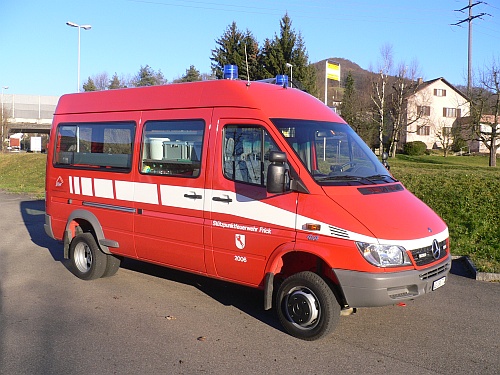 Personentransportfahrzeug